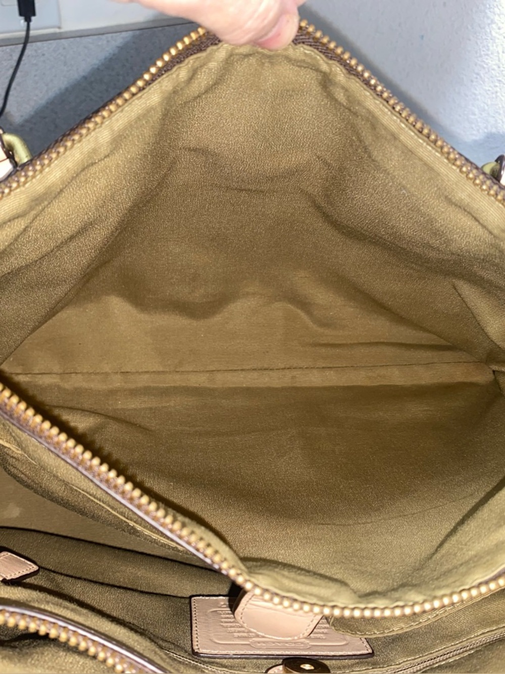 Coach Signature Peyton Brown Double Zip Carryall/Tote EUC - Picture 7 of 14